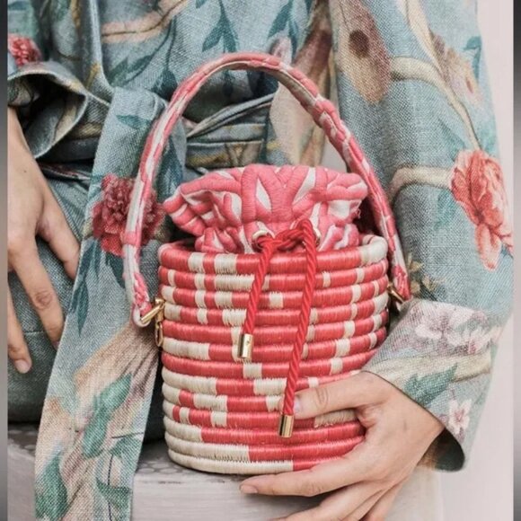 Maison Alma Handmade Tassle Bucket Bag in Coral New Retails $500 - Picture 7 of 9